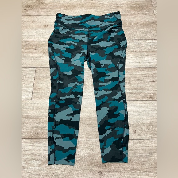 Lululemon Base Pace High-Rise Running Tight 25" Camo Tidewater Teal Size 16 - Picture 1 of 9